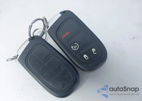 2015 Ram 1500 Sport из США, поврежденный, VIN 1C6RR7MT0FS699189